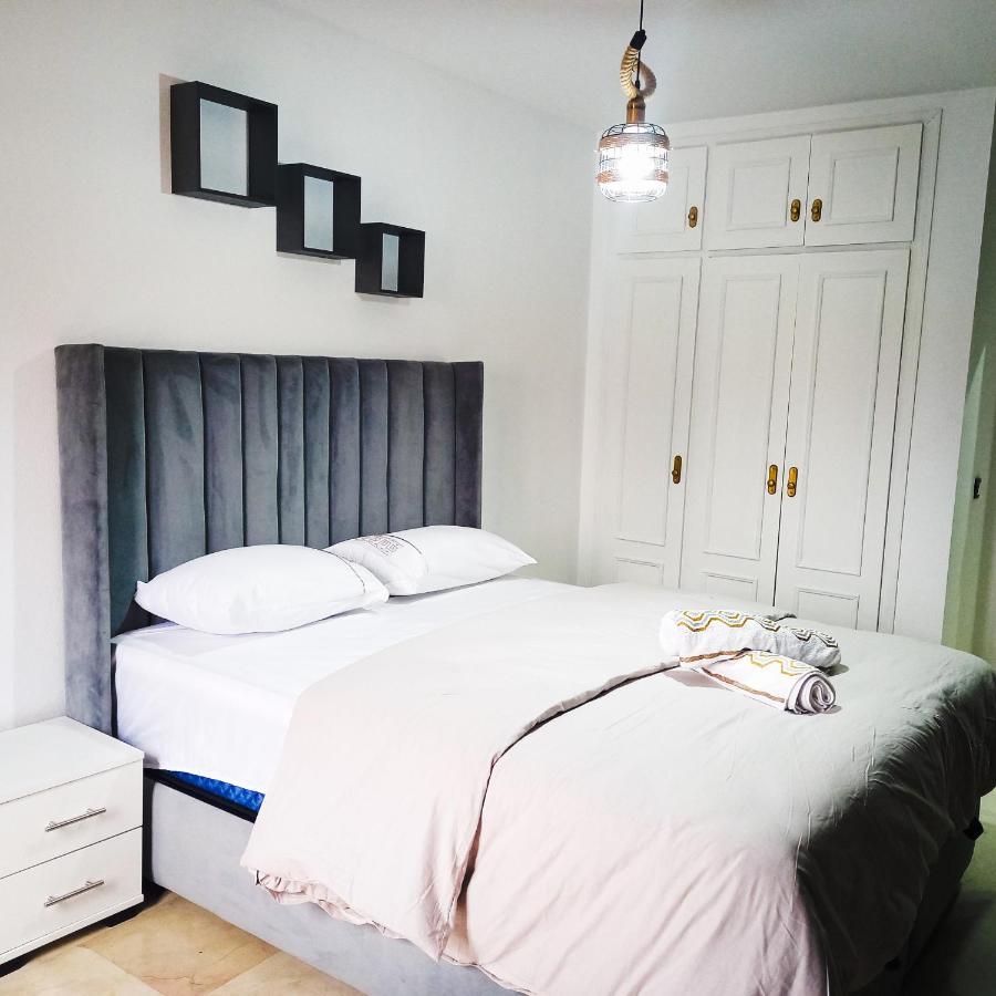 Appartement Nouveau Au Plein Centre-ville En Face Hilton Tanger